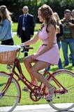 th_05203_celebrity_paradise.com_TheElder_KellyBrook2011_08_25_atTowerBridgepromotingSkyride139_122_448lo.jpg