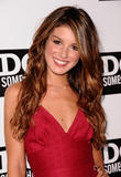 th_90896_Shenae_Grimes_celebutopia_net_2101_123_497lo.jpg